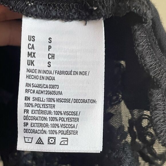 American Eagle black tank - Picture 8 of 9